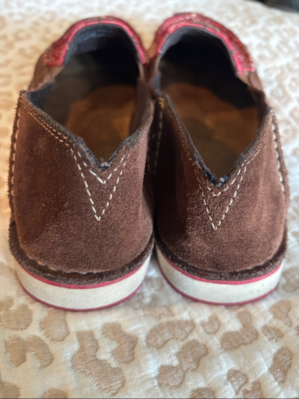 Ariat Women's Casual Slip-On Loafers in Red and Brown bandana print! All leather - Picture 3 of 5